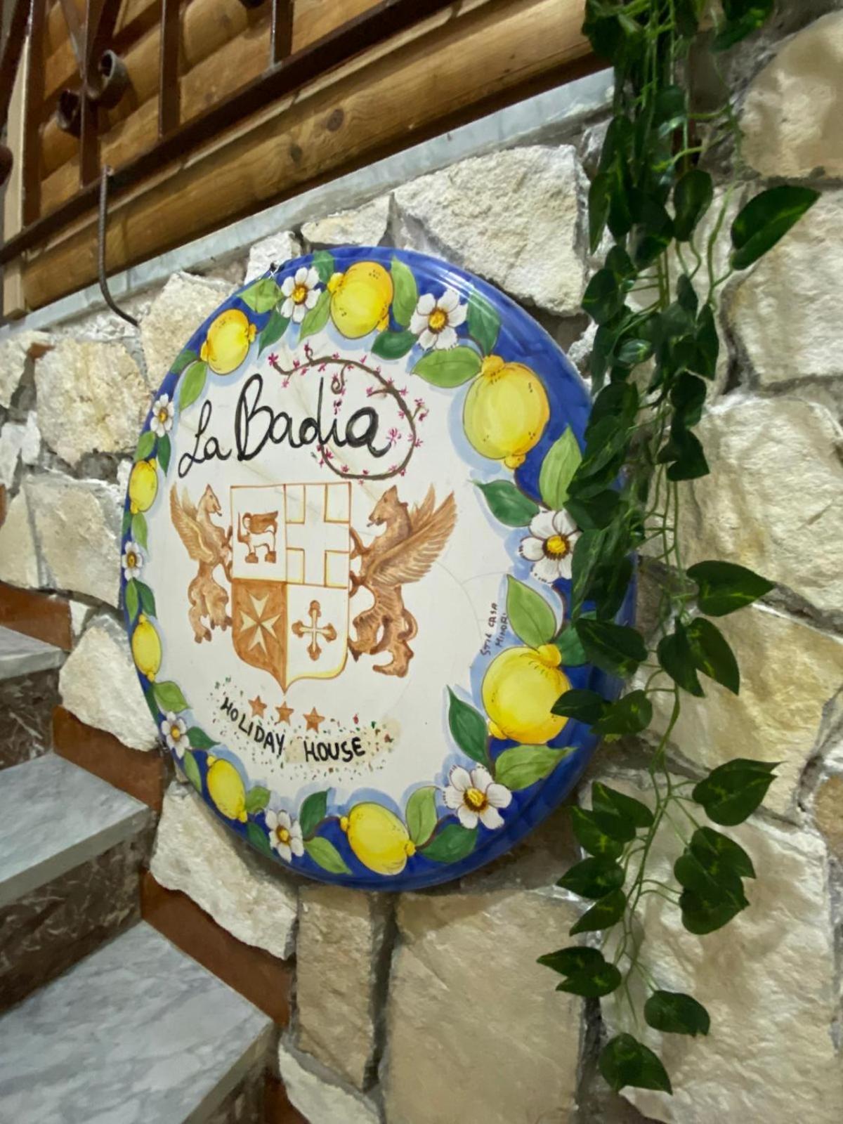 La Badia Hotel Messina Bagian luar foto